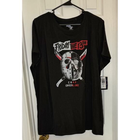 Torrid Friday the 13th Graphic T-Shirt - NWT - Size 2 - Picture 1 of 1